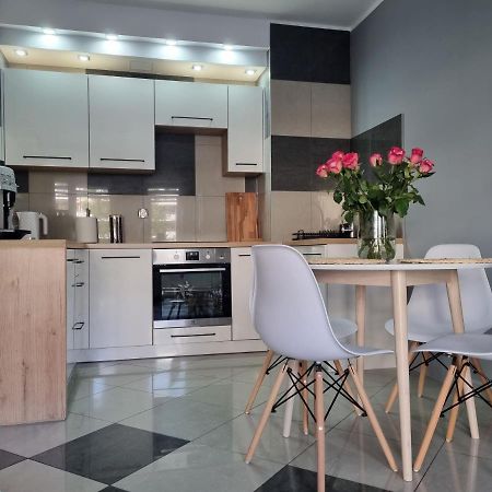 Апартаменты Apartament Bajkowe Колобжег Экстерьер фото